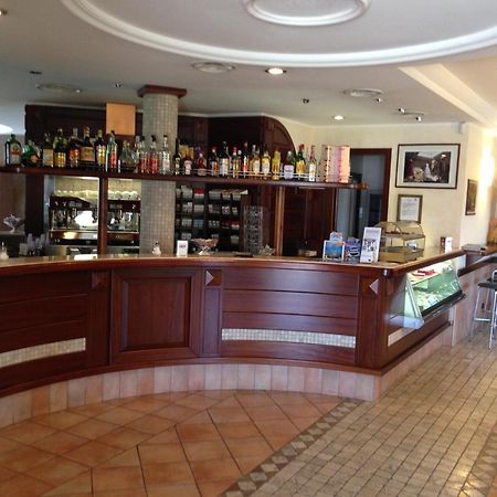 Borgo Montello La Locanda Del Cavaliere מראה חיצוני תמונה