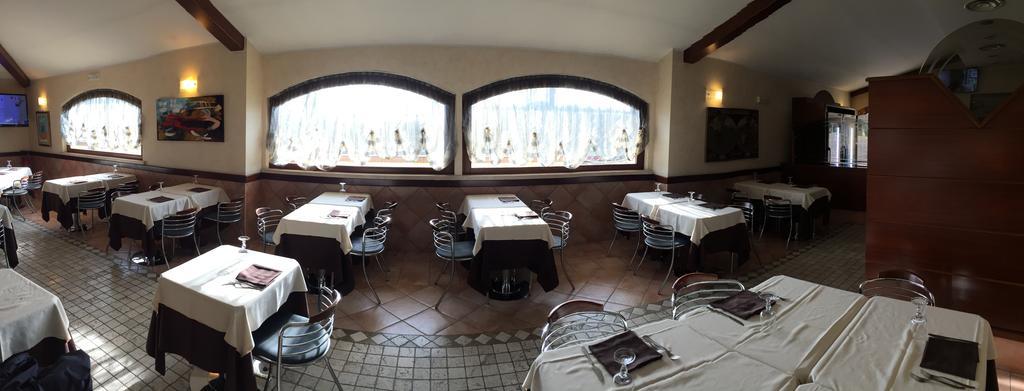 Borgo Montello La Locanda Del Cavaliere מראה חיצוני תמונה