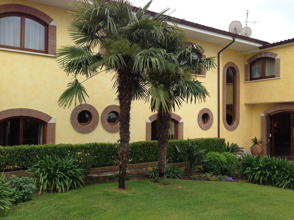 Borgo Montello La Locanda Del Cavaliere מראה חיצוני תמונה
