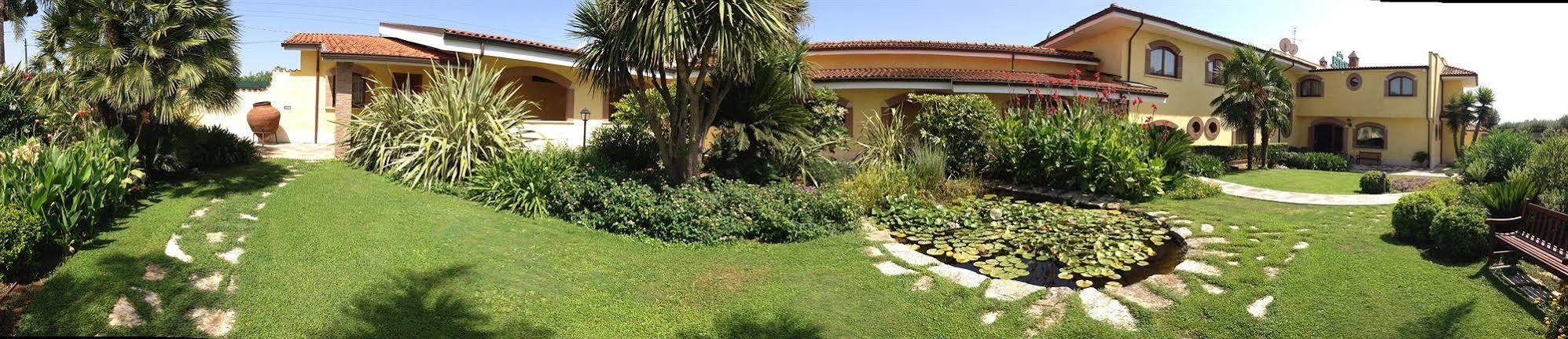 Borgo Montello La Locanda Del Cavaliere מראה חיצוני תמונה