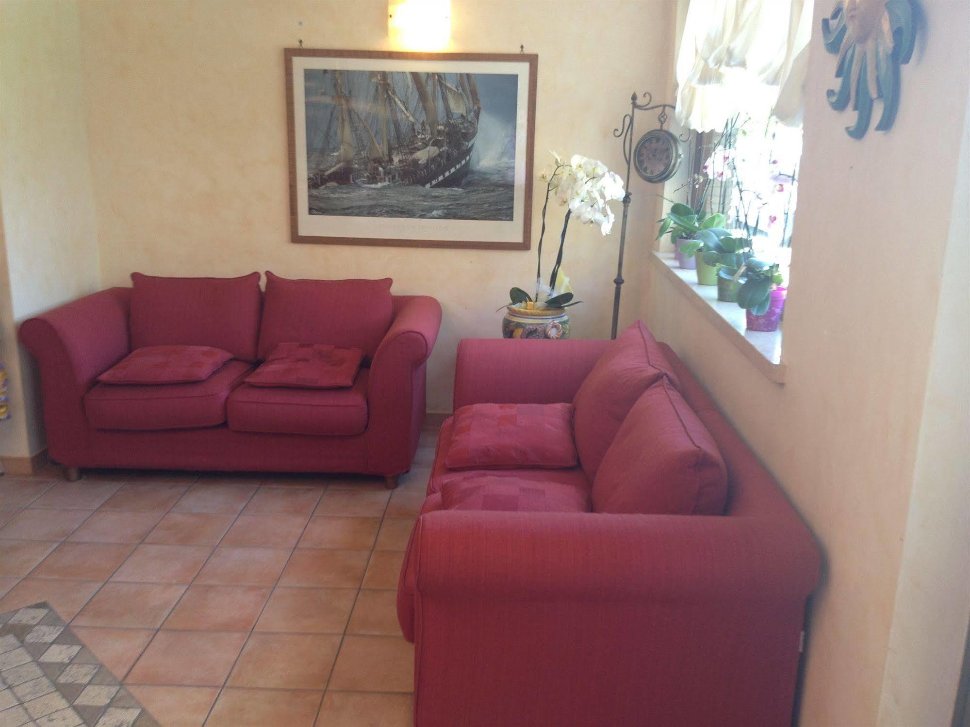 Borgo Montello La Locanda Del Cavaliere מראה חיצוני תמונה